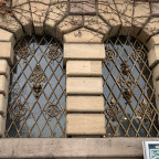 Pellerhau_Erdgeschoss_Fenstergitter